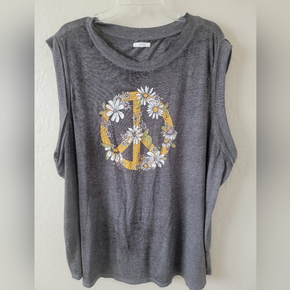 Maurices 3x peace sign sleeveless t-shirt